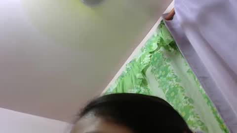 Mia online show from 02/11/25, 02:57