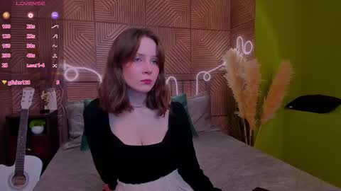 Snapshot of sweetshy_ chatting on 10/03/25, 01:41 Alice online show from 10/03/25, 01:41