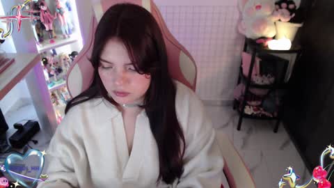 Snapshot of sweettoqui chatting on 12/31/24, 09:17 Pau online show from 12/31/24, 09:17