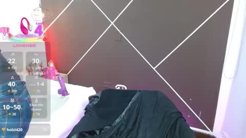 Scarlet online show from 10/22/25, 11:43