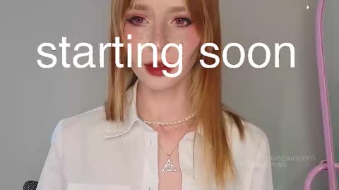 Elis  a little vacation Ill be here Saturday my schedules in bio online show from 10/13/25, 07:08