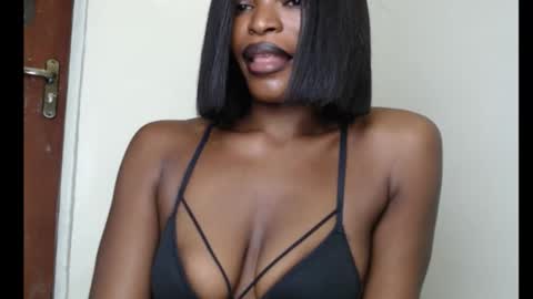 sweetxxboobsx online show from 10/14/25, 08:42