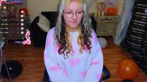 Hot Candy online show from 10/20/25, 04:24