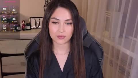 Snapshot of sweety_caroline_ chatting on 02/17/25, 02:37 Sweety Caroline I lost my TG write to me here online show from 02/17/25, 02:37