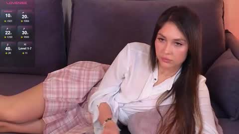 Snapshot of sweety_caroline_ chatting on 10/24/25, 02:46 Sweety Caroline I lost my TG write to me here online show from 10/24/25, 02:46