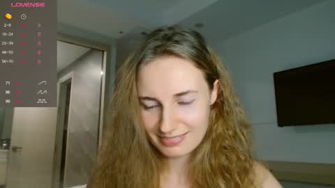 Snapshot of sweety_fruits chatting on 11/08/25, 04:51 sweety_fruits online show from 11/08/25, 04:51