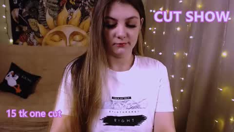 Snapshot of sweety_katherine chatting on 02/21/25, 06:40 Katherine online show from 02/21/25, 06:40