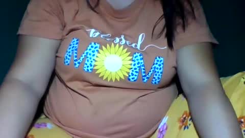 Snapshot of sweety_kaye29 chatting on 02/16/25, 06:21 sweety_kaye29 online show from 02/16/25, 06:21