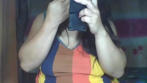 Snapshot of sweety_kaye29 chatting on 09/21/25, 07:37 sweety_kaye29 online show from 09/21/25, 07:37