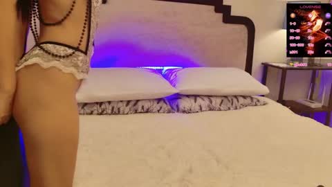 Jane online show from 11/30/25, 09:52