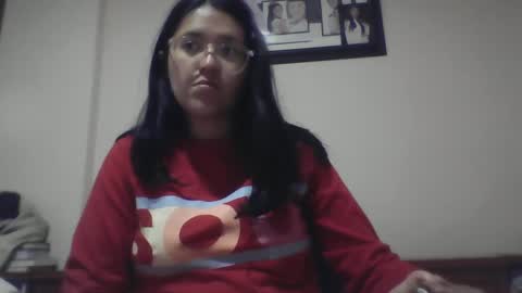 Snapshot of sweetyypeach chatting on 12/08/24, 10:19 sweetyypeach online show from 12/08/24, 10:19