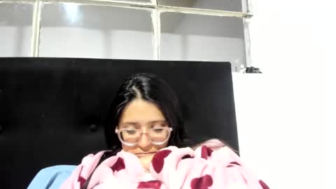 Snapshot of sweetyypeach chatting on 01/07/25, 05:54 sweetyypeach online show from 01/07/25, 05:54