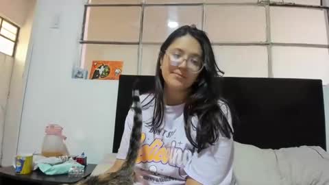 Snapshot of sweetyypeach chatting on 01/12/25, 09:08 sweetyypeach online show from 01/12/25, 09:08