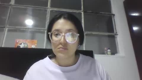 Snapshot of sweetyypeach chatting on 09/10/25, 03:50 sweetyypeach online show from 09/10/25, 03:50