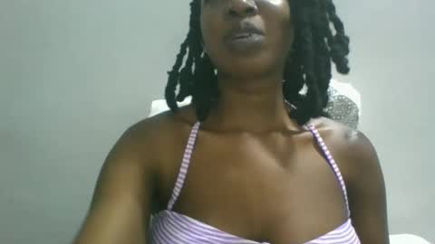 sweetz_candice online show from 10/14/25, 07:03