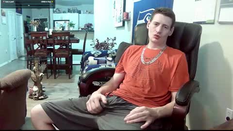 Snapshot of swelteringk chatting on 10/29/25, 01:52 Kile online show from 10/29/25, 01:52