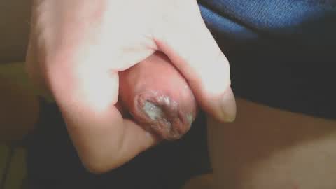 Snapshot of sweny4 chatting on 12/20/24, 07:22 sweny4 online show from 12/20/24, 07:22