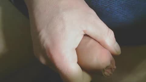 Snapshot of sweny4 chatting on 01/08/25, 07:13 sweny4 online show from 01/08/25, 07:13