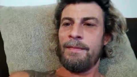 Snapshot of swissfuucker86 chatting on 09/19/25, 02:35 swiss fuucker 86 online show from 09/19/25, 02:35