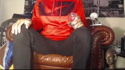 Snapshot of swolebbc chatting on 12/11/24, 05:21 The DickGod online show from 12/11/24, 05:21