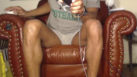 Snapshot of swolebbc chatting on 03/08/25, 05:59 The DickGod online show from 03/08/25, 05:59