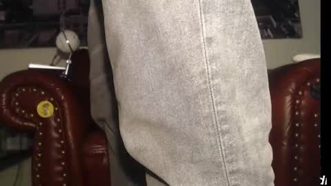 Snapshot of swolebbc chatting on 09/22/25, 03:30 The DickGod online show from 09/22/25, 03:30