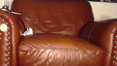 Snapshot of swolebbc chatting on 10/21/25, 10:54 The DickGod online show from 10/21/25, 10:54