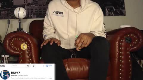 Snapshot of swolebbc chatting on 10/29/25, 11:50 The DickGod online show from 10/29/25, 11:50