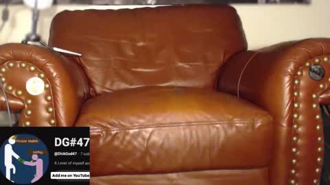 Snapshot of swolebbc chatting on 10/30/25, 05:57 The DickGod online show from 10/30/25, 05:57