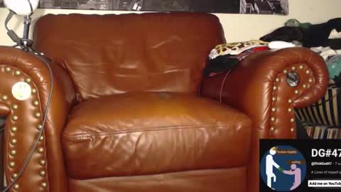 Snapshot of swolebbc chatting on 11/05/25, 01:11 The DickGod online show from 11/05/25, 01:11