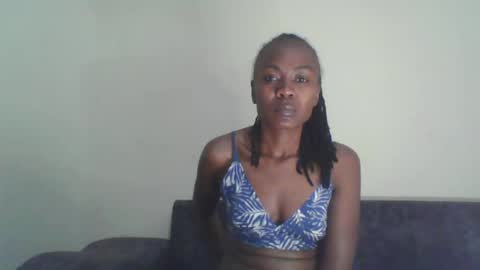 Snapshot of swtebony1 chatting on 03/07/25, 10:32 ALICIA online show from 03/07/25, 10:32