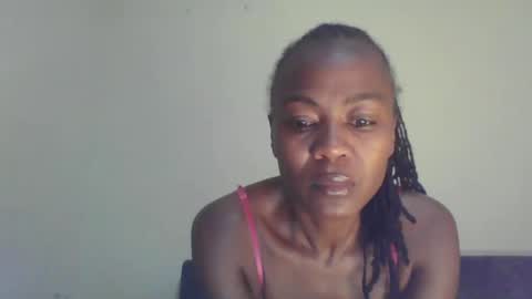 Snapshot of swtebony1 chatting on 03/09/25, 10:30 ALICIA online show from 03/09/25, 10:30