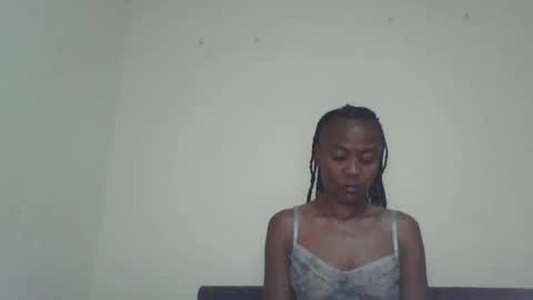 Snapshot of swtebony1 chatting on 09/21/25, 11:06 ALICIA online show from 09/21/25, 11:06
