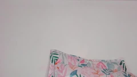 Lilly  online show from 09/27/25, 07:52