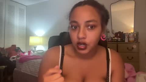 Snapshot of sxckadelilah chatting on 10/03/25, 04:53 SxckADelilah online show from 10/03/25, 04:53