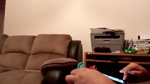 sykotc123292960 online show from 10/18/25, 05:57