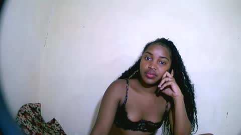 sylviasexy27 online show from 12/03/24, 04:17