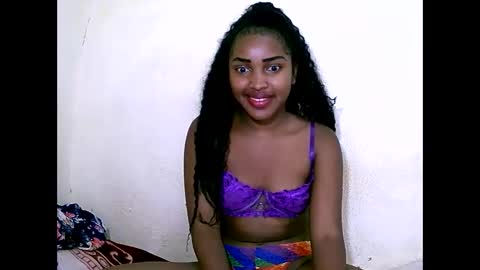 sylviasexy27 online show from 01/01/25, 02:30