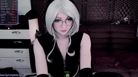 Snapshot of sylvie_fey chatting on 01/30/25, 12:07 Sylvie online show from 01/30/25, 12:07