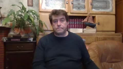 Snapshot of sympa_trique chatting on 12/12/24, 12:48 sympa_trique online show from 12/12/24, 12:48
