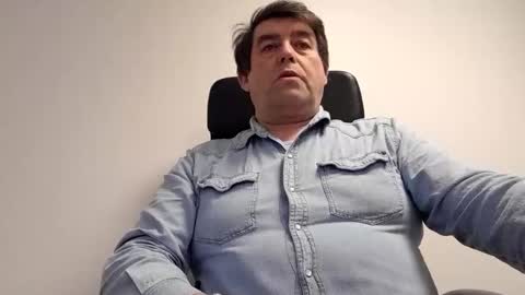 Snapshot of sympa_trique chatting on 12/13/24, 08:09 sympa_trique online show from 12/13/24, 08:09