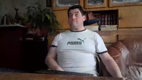 Snapshot of sympa_trique chatting on 02/15/25, 04:34 sympa_trique online show from 02/15/25, 04:34