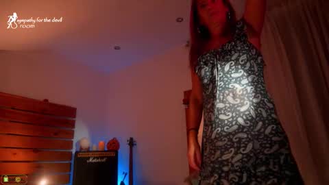 Lily online show from 10/25/25, 09:31