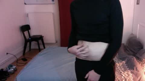 synchronize31 online show from 11/06/25, 07:04