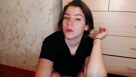 SyrenDixon online show from 10/21/25, 07:14