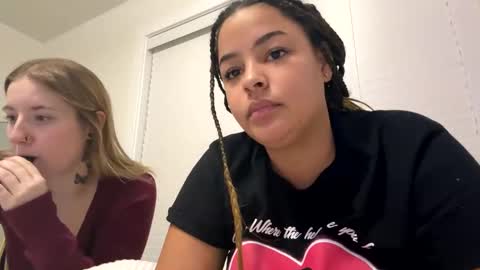 t_princess_t online show from 12/16/24, 11:39