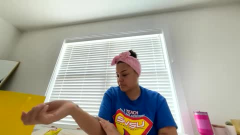 t_princess_t online show from 02/05/25, 06:26