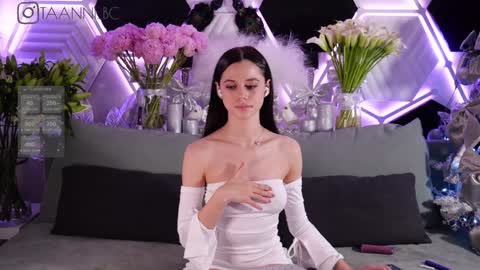 TAANNI online show from 02/01/25, 06:54