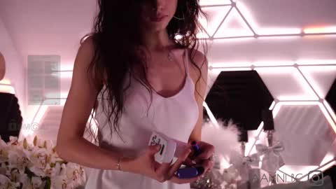 TAANNI online show from 02/06/25, 11:15