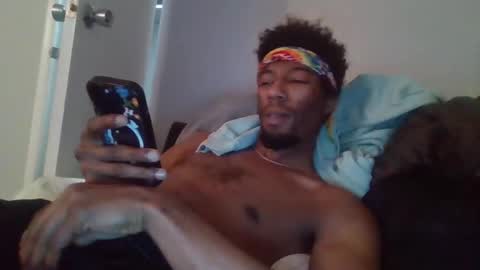 Snapshot of taejhon chatting on 12/16/24, 10:18 Taejhon online show from 12/16/24, 10:18